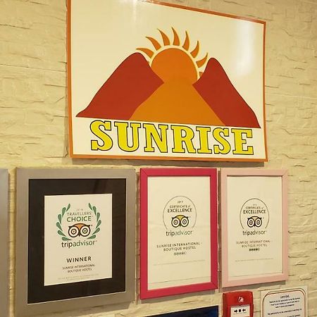 Sunrise International - Boutique Hostel Kowloon  Екстер'єр фото