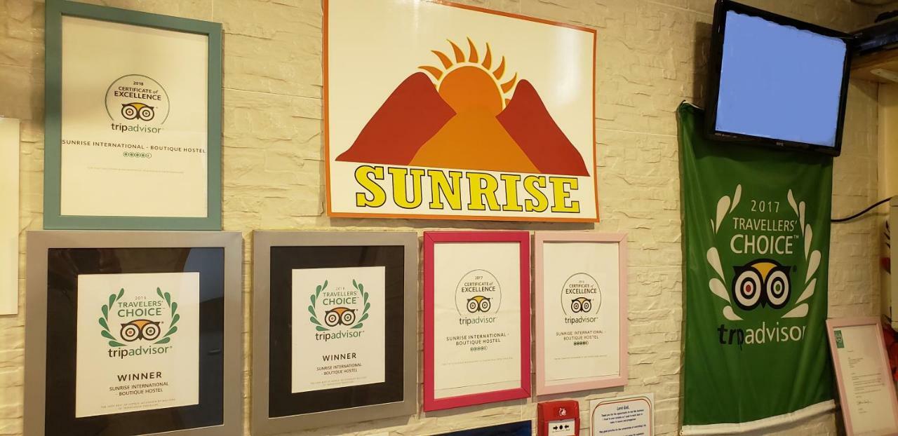 Sunrise International - Boutique Hostel Kowloon  Екстер'єр фото